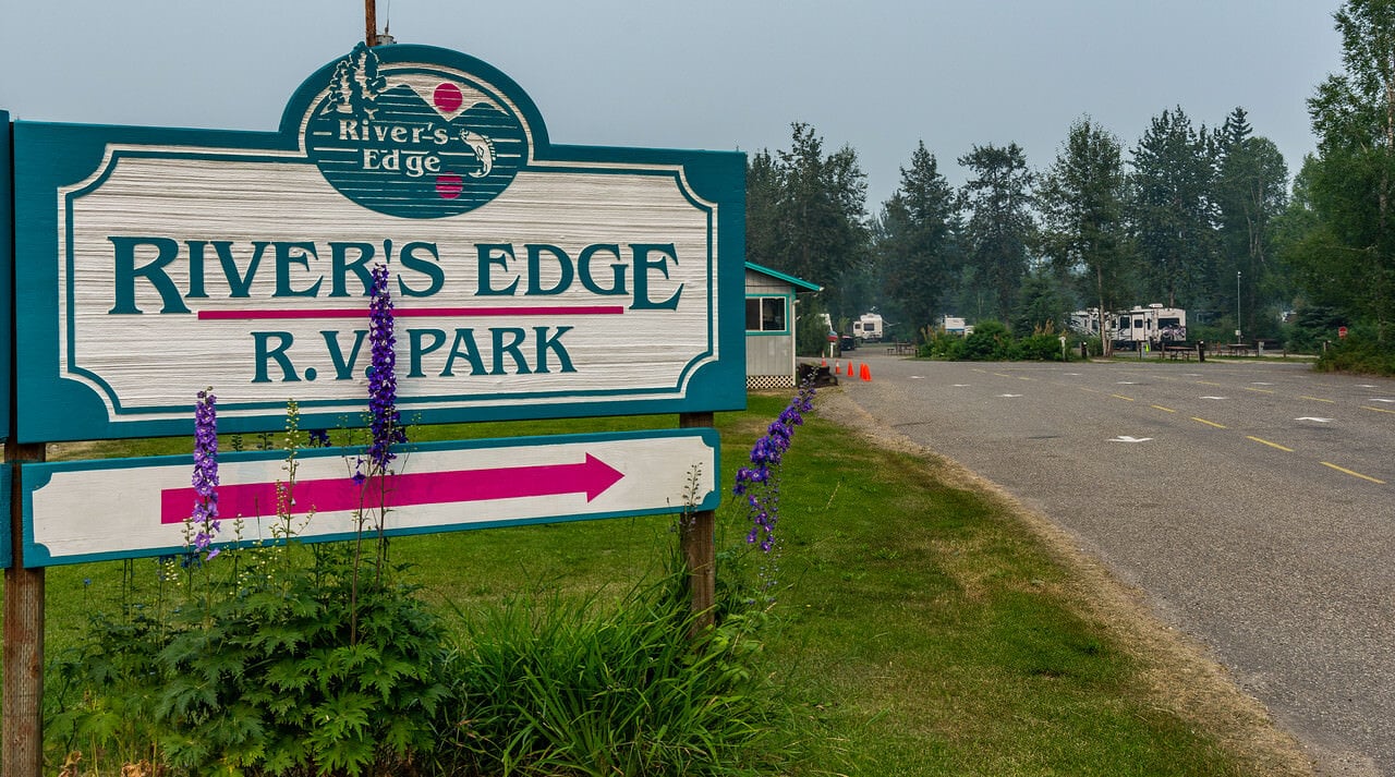 River's Edge RV Park sign